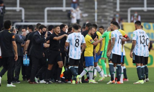 足彩-巴阿大战闹剧前后 ：“隐藏主角”英超是怎么想的？